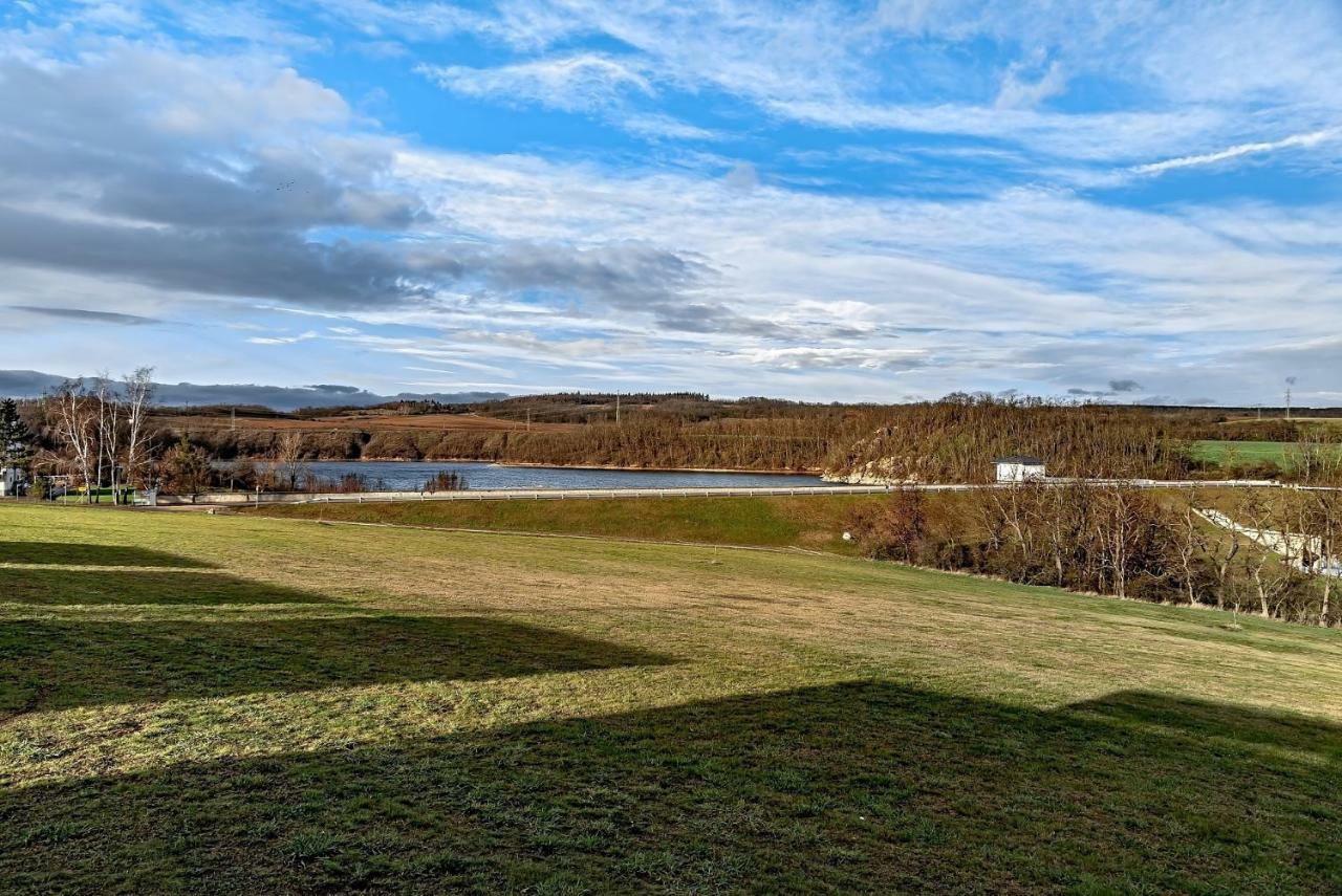 Вилла Mobilheim Viktorie Vyrovice Экстерьер фото